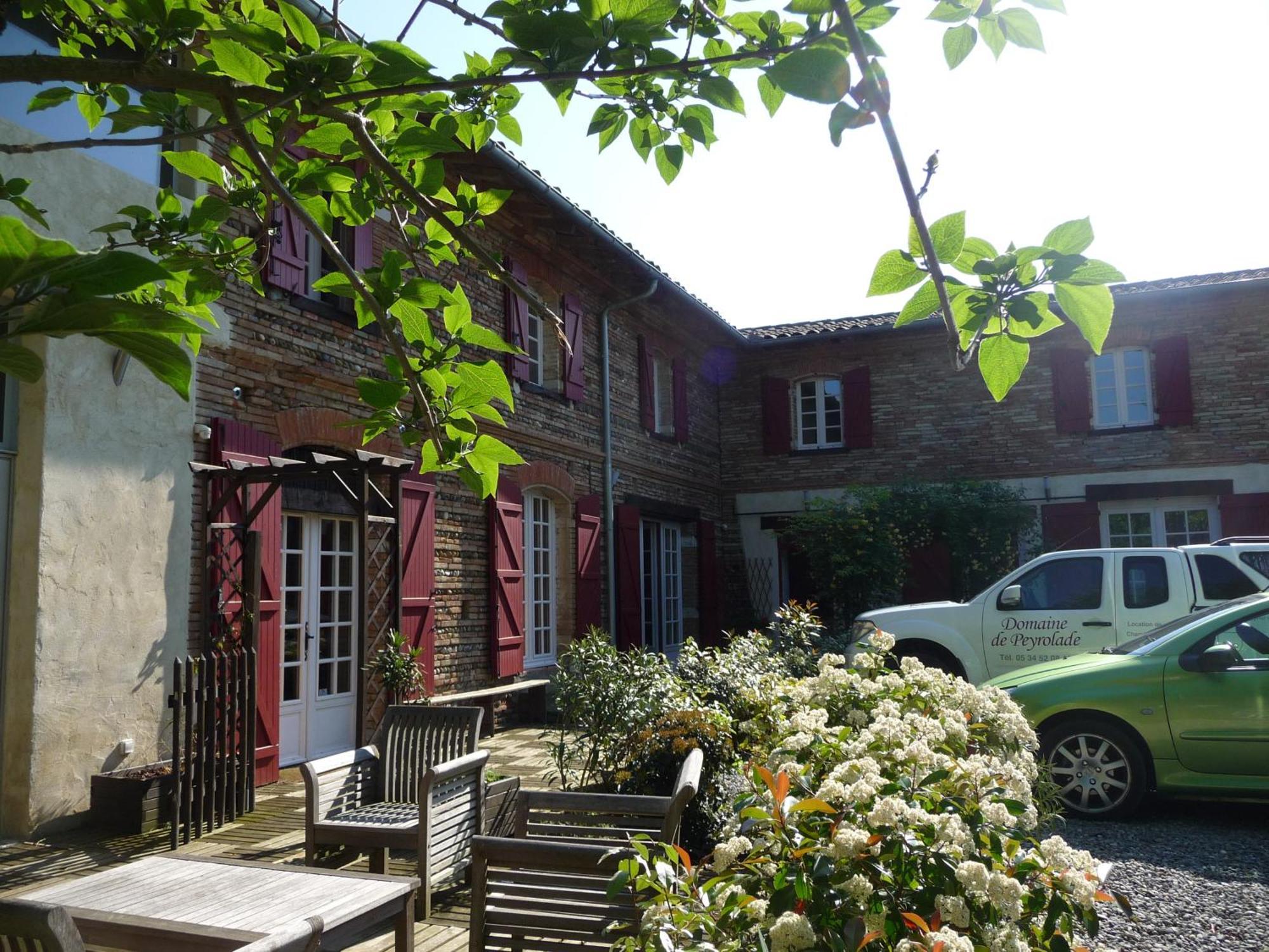 Bed and Breakfast Logis Domaine De Peyrolade Daux Екстер'єр фото